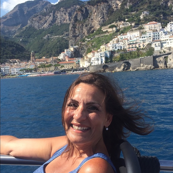 Meet your Posher, Linda - Picture 2 of 14